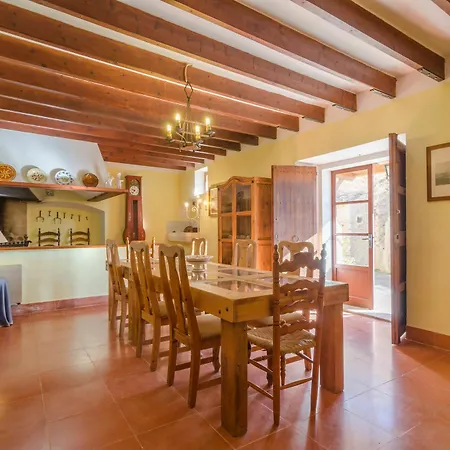 Portol Vila